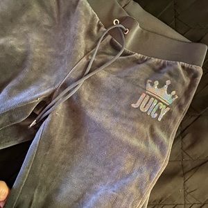 JUICY COUTURE GREY VELOUR PANTS
